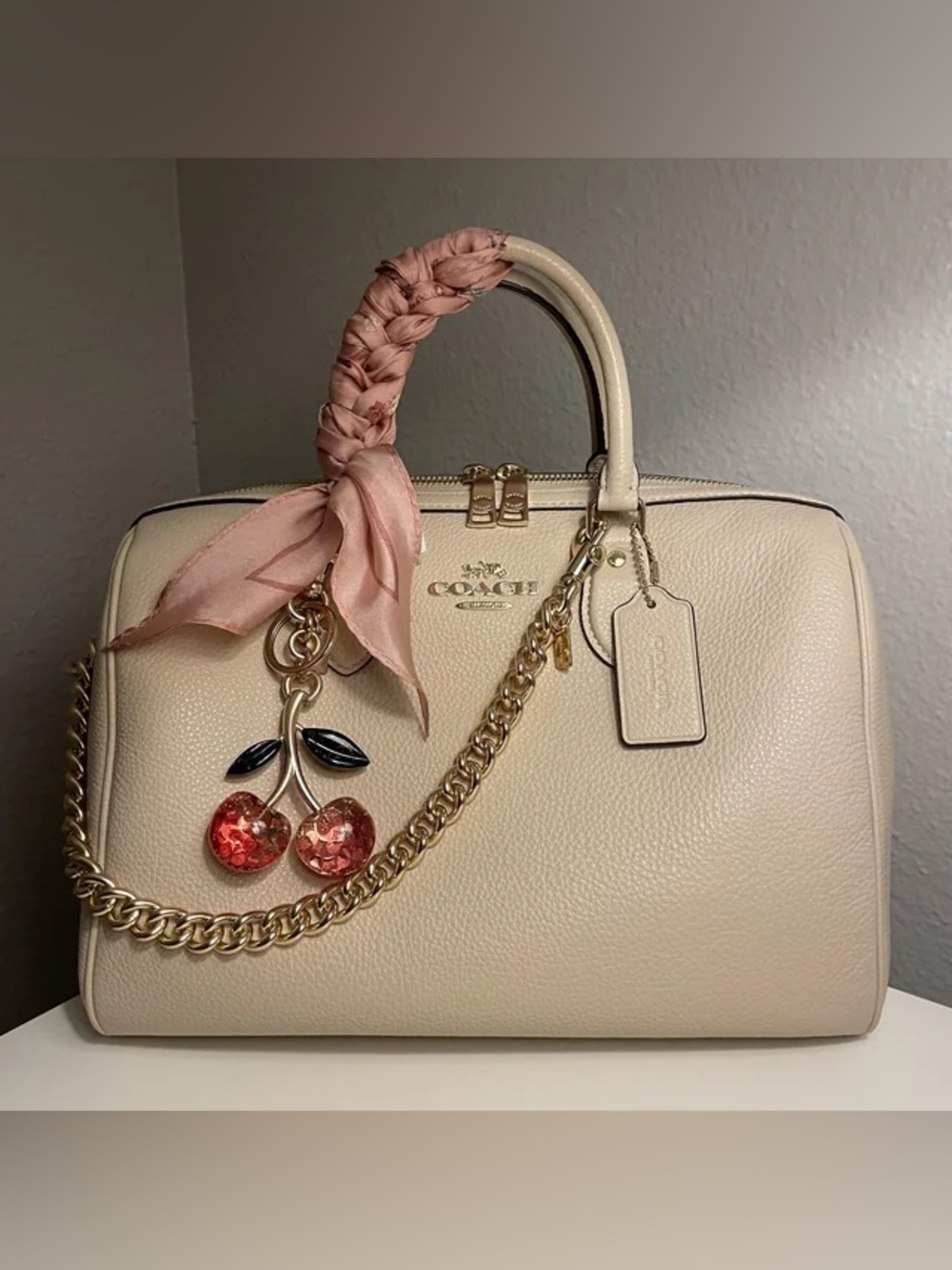 ISO - Coach Large Rowan in Ivory